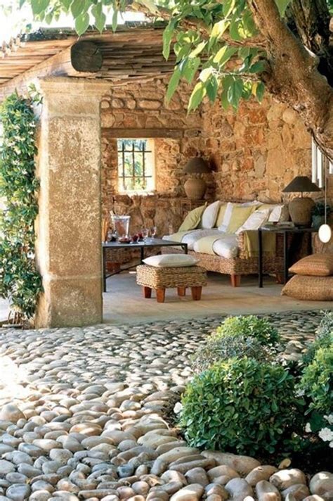 79 Cozy Rustic Patio Designs - DigsDigs