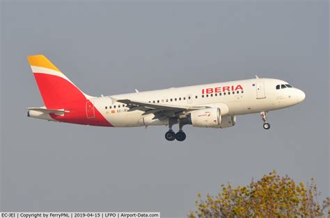 Aircraft EC JEI 2004 Airbus A319 111 C N 2311 Photo By FerryPNL