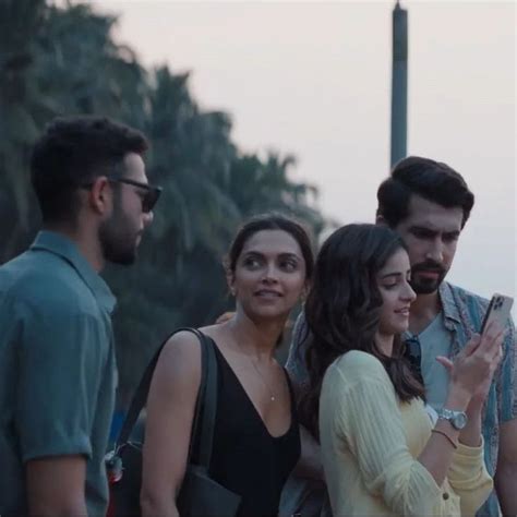 Deepika Padukone Hot In Gehraiyaan Deepika Padukone Hot Deepika Padukone Indian Actresses