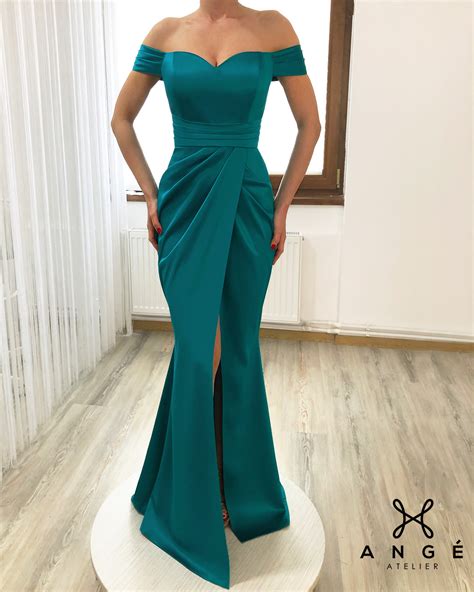 Angeatelier Rochie Seara Lunga Petrecuta Cu Manecute Cazute Model