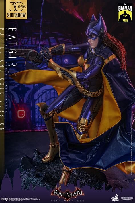 HOT TOYS蝙蝠俠阿卡漢騎士蝙蝠女紫金版本 比例收藏級人偶
