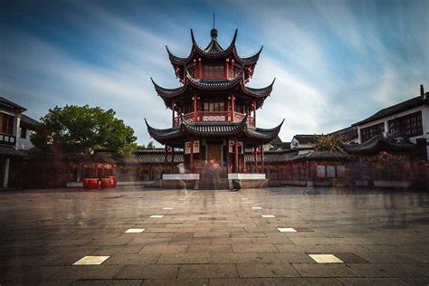 Qibao Ancient Town: Visiting Shanghai's Most-Accessible Water Town