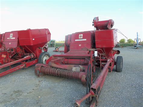 International 82 Pull Type Combine Old Farm Equipment Case Ih Old