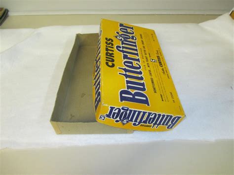 Curtiss Butterfinger 5 Cent Candy Bar Box Copy Rite 1950 1934182545