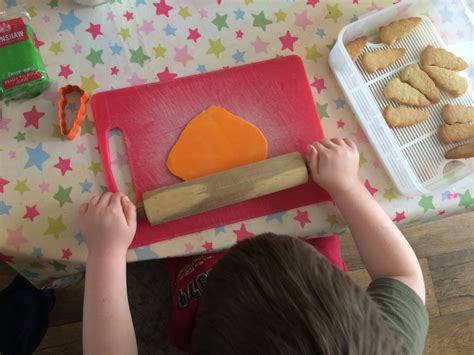 Carrot Shaped Easter Biscuits The Gingerbread Uk