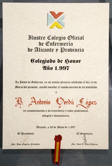 Diploma De Colegiado De Honor 1997 Reconocimientos Otros