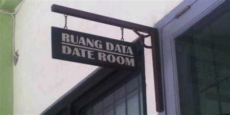 21 Funny Indonesian Signs And Translations Part 2 Wowshack