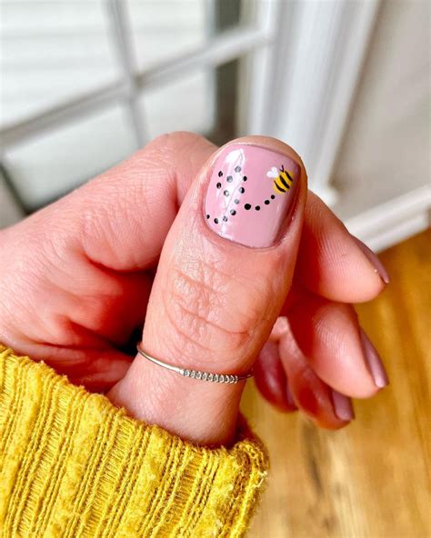 37 Cute Summer Themed Nail Designs To Try For 2024 Paisley And Sparrow