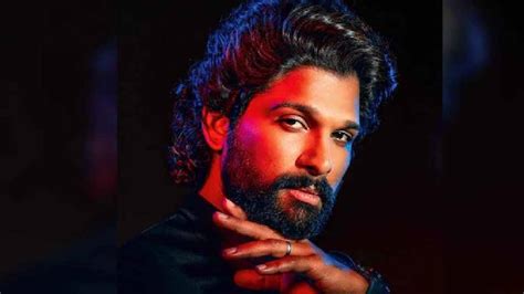 Allu Arjun Supports A Girl Student In Kerala And Ts 15 Lakhs To His