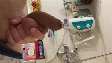 役所のトイレでおしっこをする大きなボールを持つ美しい包茎チンポ K Pornhub Gay