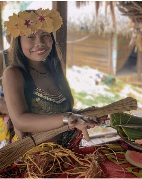 Pueblo Indígena Embera Río Chagres Panama Casco Viejo