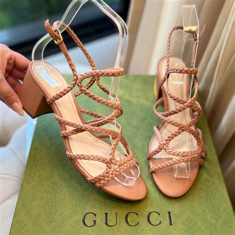 Sandália Arezzo Trançada Nude Sandália Feminina Arezzo Usado 93039339 enjoei