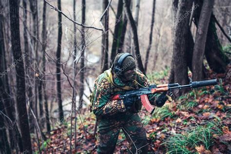 Russian spetsnaz soldier. — Stock Photo © Dmitry_Schekochihin #91133282