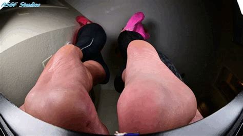 Teacher Jolene Accidently Crushes Tomiko S Stepson MOV Amateur Soles Giantess And Footjobs