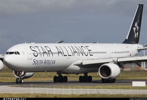 Zs Snc Airbus A South African Airways Baszb Jetphotos