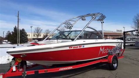 2009 Moomba Outback Möbius Lsv Red White Walk Around Youtube