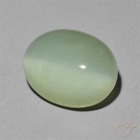 608ct Oval Actinolite Cats Eye Gemstone 135 X 105 Mm Gemselect