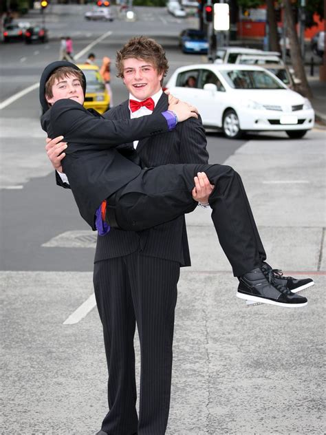 Kingston High School formal photos flashback | NT News