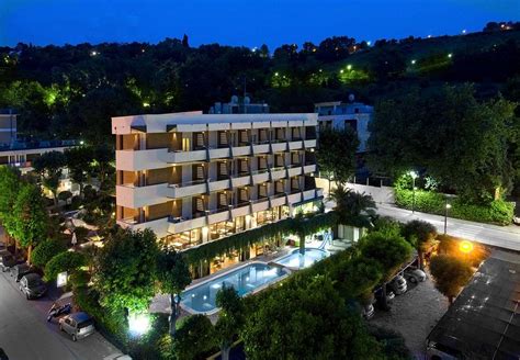 Hotel Gabicce Mare Stelle Con Piscina Per Ciclisti Alexander Hotel