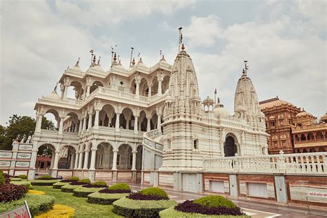 BAPS Shri Swaminarayan Mandir