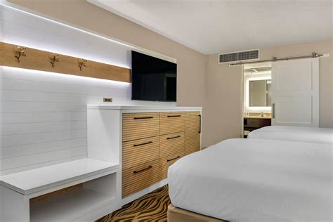 Wyndham Garden Lake Buena Vista Disney Springs® Area Lake Buena