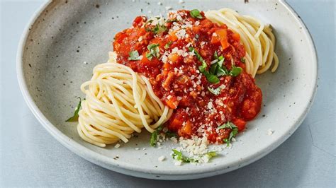 The Vegetarian Butcher Spaghetti Bolognese Recipe Unilever Food Solutions Uk