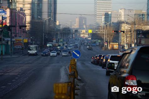 ФОТО: 09 цагийн байдлаар замын хөдөлгөөн сэлүүн байна