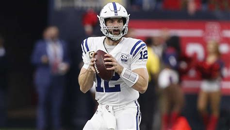 Colts quarterback Andrew Luck announces retirement