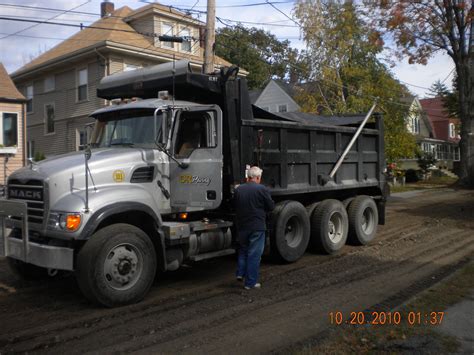 D R Paving Truck 114 D R Paving Dump Truck 114 Is Loaded Flickr