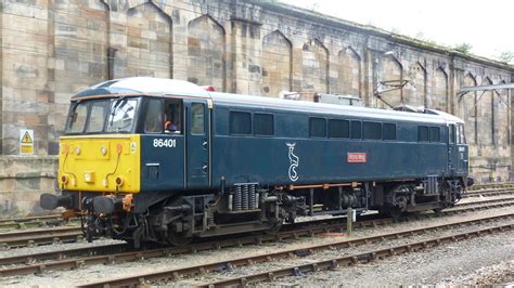 86401 At Carlisle Class 86 Electric No 86401 Mons Meg At  Flickr