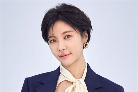 Hwang Jung Eum Talks About Her Approach To Rom Coms Describes Her Co