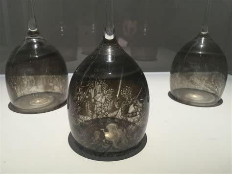 Patrick Neu Verre En Cristal Et Noir De Fum E Palais De Tokyo