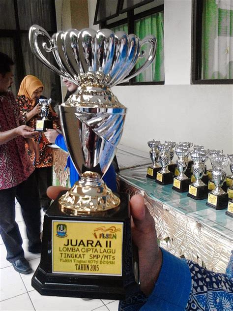 Uswadinlabschool Juara Di Fls2n 2015