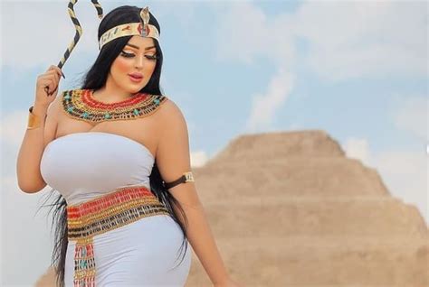 Egypt Model Photographer Arrested Over Pyramid Shoot Wearing Ancient Costume