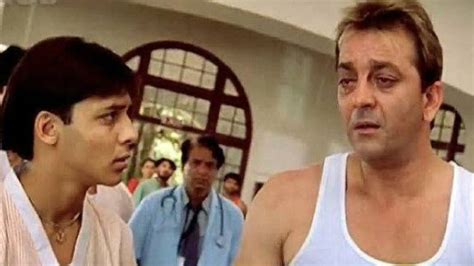dialogues  rajkumar hiranis munna bhai mbbs