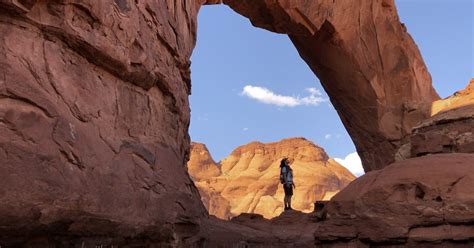 Hike Wildcat Trail In Monument Valley Monument Valley