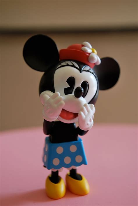 chrystal ☆•*¨*•.¸¸: Cute Little Disney Characters ...