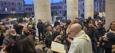 Festa Di Santantonio Abate A Terracina La Benedizione Dei Cani Del