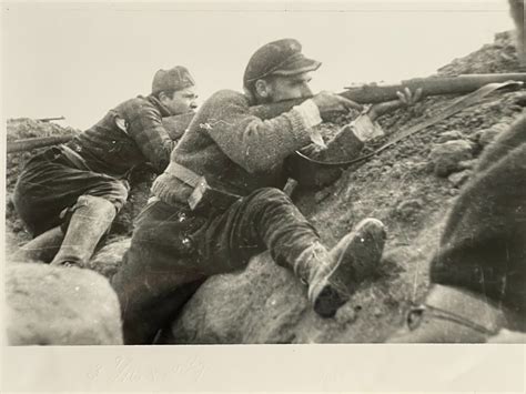 Robert Capa (1913-1954) / Pix. - Incredible image of revolutionaries in ...