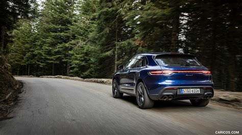 Porsche Macan T 2023my Color Gentian Blue Metallic Rear Three