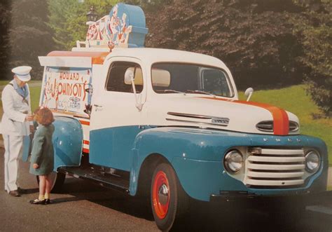 1949 Howard Johnson's Ice Cream Truck | Ice cream truck, Vintage trucks ...