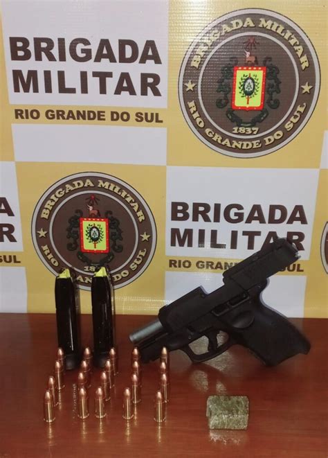 Brigada Militar De Nova Petr Polis Prende Homem Por Porte Ilegal De