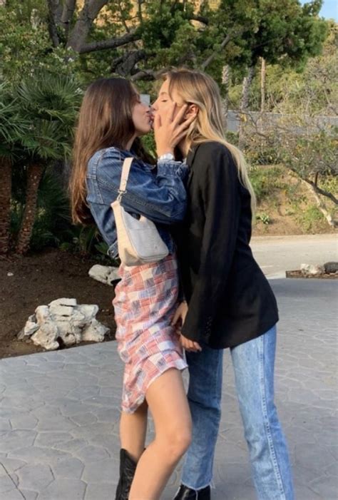 Pin By On Love Ultimately Wins Girls In Love Cute Lesbian Couples