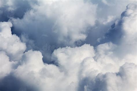 Nubes De C Mulo Revestimiento Pesado Fondo Natural Abstracto Cielo