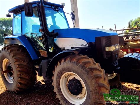 Trator New Holland tm 7040 4X4 Ano 12 em Rio das Pedras SP à 612823