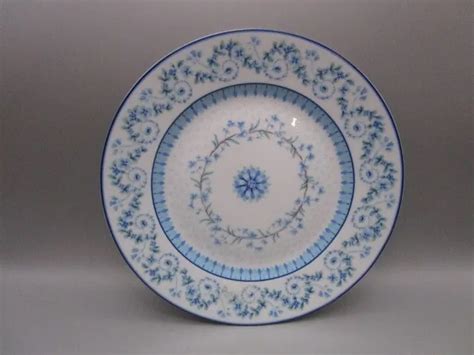 ASSIETTE EN PORCELAINE de Limoges Haviland modèle Corolle EUR 9 90