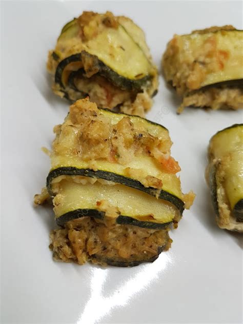 Cocina Basica Y Fresca Rollitos De Calabacin Rellenos Con Verduras Y