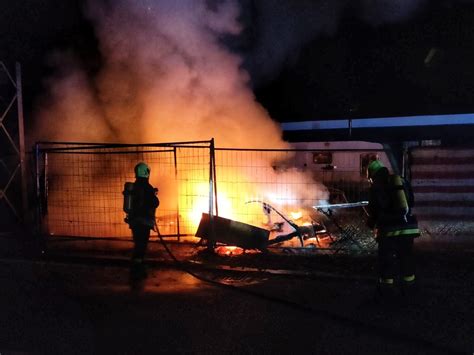 Ermittlungen Nach Wohnwagen Brand In Bozen S Dtirol News