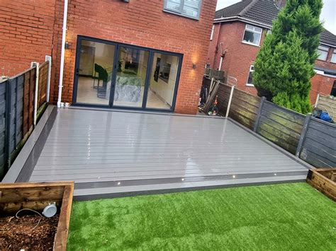 Composite Decking And Replacement Of Old Artificial Grass Topdeck