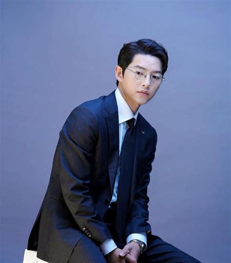 Song Joong Ki T T T Nh N Ng G N Th Tr Nh B L I V O Cu C B N Lu N